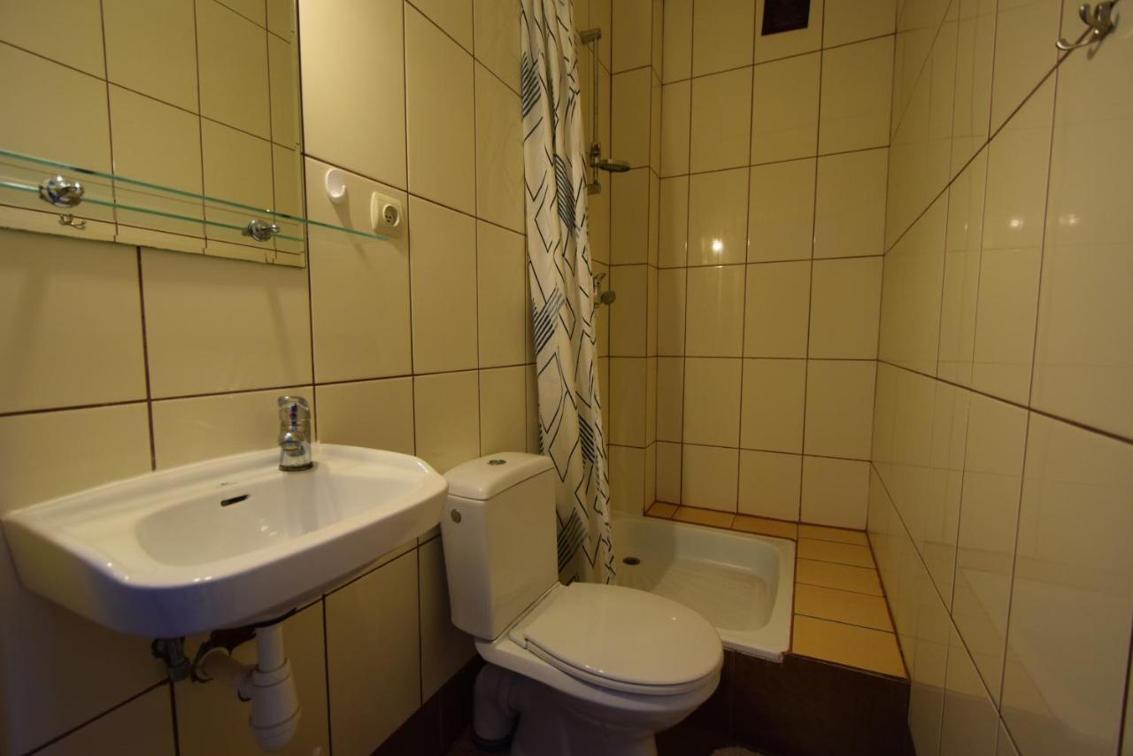 ホテルNowy Dwor Nad Solina Zawóz エクステリア 写真
